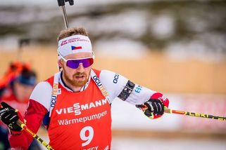 BIATLON ONLINE: Dva Češi v závodu s hromadným startem mužů - Sport.cz